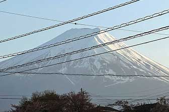 Mount Fuji hinter Kabelsalat